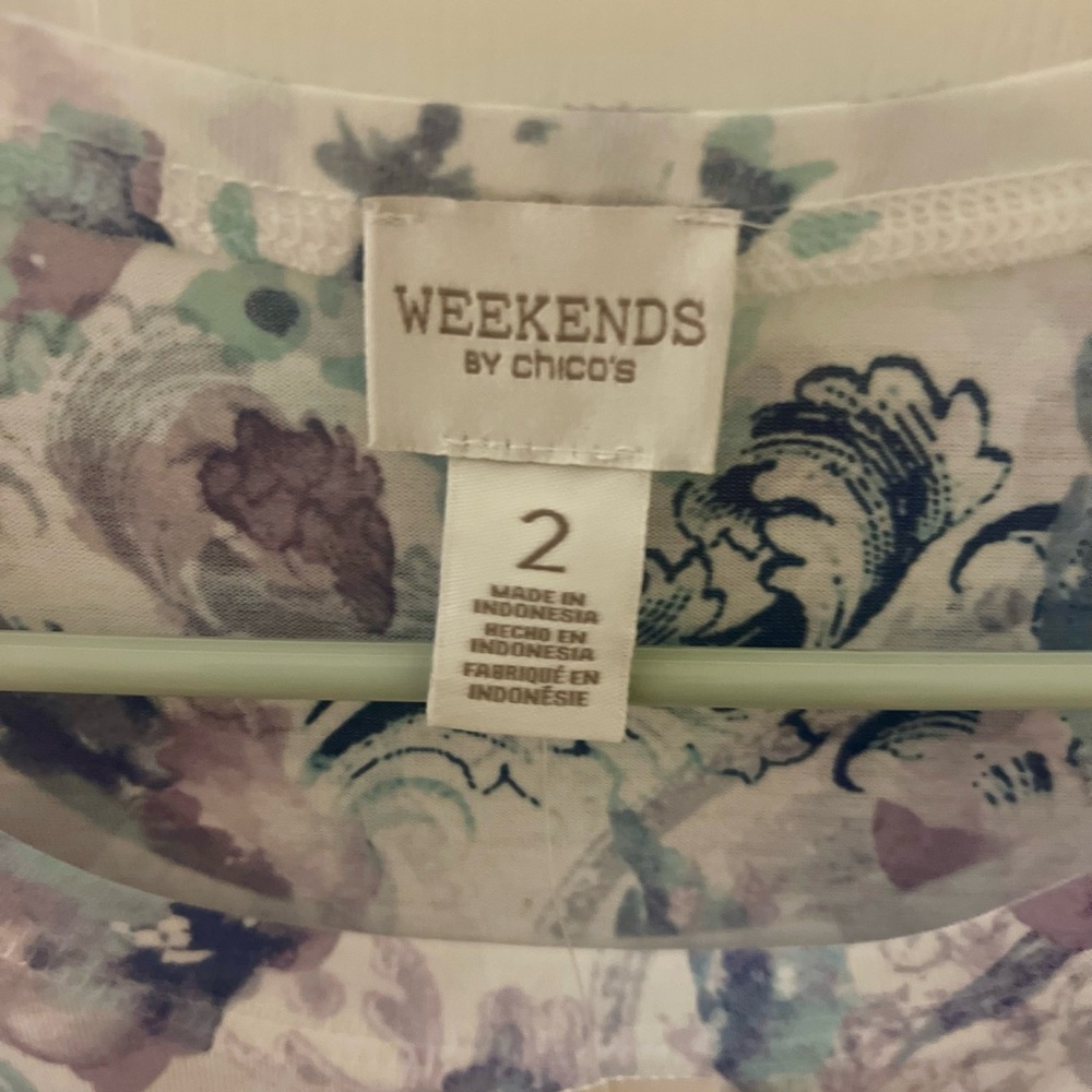Chico's Weekends Size 12 Women’s Floral 3/4 Sleeve Top - Vibrant, Comfort, NWT - Picture 3 of 6